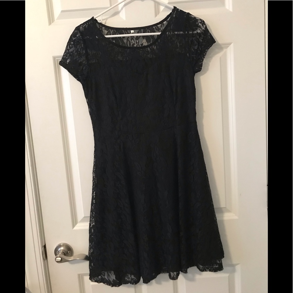 Black lace dress